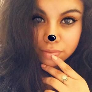 Meet your Posher, Yerrica